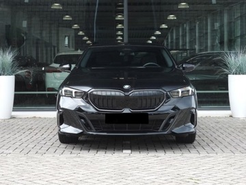 BMW Seria 5 G90-91 Touring 2.0 520d 197KM 2025 BMW Seria 5 520d xDrive Sport Sedan 2.0 (197KM) 2025, zdjęcie 4