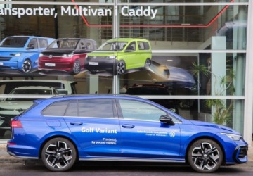 Volkswagen Golf VIII 2025 Volkswagen Golf Climatronic, LED Plus, pakiet zimowy, dostepny od reki, zdjęcie 5