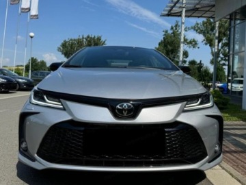 Toyota Corolla XII Sedan Facelifting 1.8 Hybrid 140KM 2025 Od ręki - GR Sport 1.8 Hybrid 140KM | Podgrzewane fotele!, zdjęcie 1