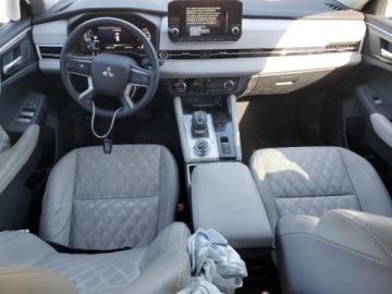 Mitsubishi Outlander III 2023 Mitsubishi Outlander SEL 2023 2.5L 2.5 Benzyna 181KM, zdjęcie 8