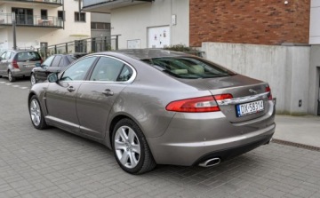 Jaguar XF I Sedan 3.0D V6 S 275KM 2010 Jaguar XF 3,0d (275KM) 2010 r. Automat Skory Bezwypadkowy 3.0 Diesel 275KM, zdjęcie 2