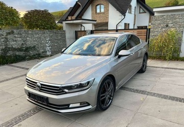 Volkswagen Passat B8 Limousine 2.0 TDI BlueMotion SCR 190KM 2017 Volkswagen Passat 4x4, automat, virtualne zega...