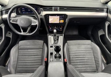 Volkswagen Passat B8 Limousine Facelifting 1.5 TSI EVO 150KM 2020 Volkswagen Passat SalonPL Elegance 1.5TSI 150KM DSG AppConnect LED Kamera, zdjęcie 16