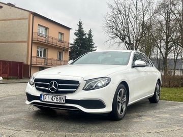 Mercedes Klasa E W213 Limuzyna 2.0 220d 194KM 2020 MERCEDES-BENZ KLASA E (W213) E 220 d 4-matic 194 KM