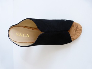 Klapki Sala 37 czarne wsuwane sandały letnie skórzane buty na korku skóra