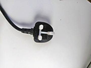 Электрическая нагревательная плита, состоящая из двух частей, с двойной регулировкой температуры.