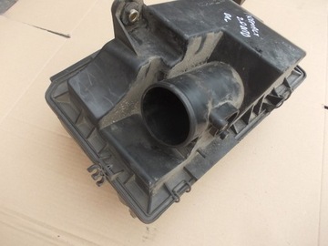 POUZDRO FILTRU VZDUCHU MAZDA PREMACY 2,0 DITD