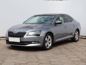 Skoda Superb III Liftback Facelifting 1.5 TSI 150KM 2019 Skoda Superb 1.5 TSI, Salon Polska, Xenon, zdjęcie 1