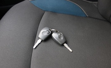 Dacia Sandero II Hatchback 5d TCe  90KM 2015 Dacia Sandero 0.9B 90KM klima zadbany zarejestrowany Benzyna 90KM, zdjęcie 29