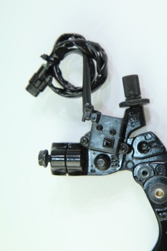 HUSQVARNA VITPILEN 401 2018 - КРЕПЛЕНИЕ РУЧКИ СЦЕПЛЕНИЯ