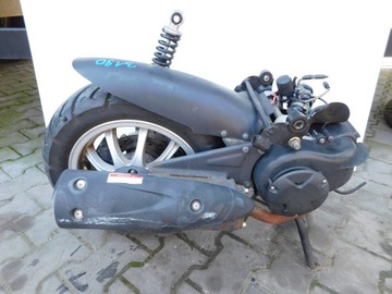 SILNIK 50 2T DO SKUTERA CHIŃSKIEGO NA KOŁO 12''