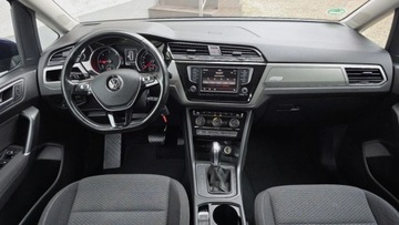 Volkswagen Touran III 1.6 TDI 110KM 2016 Volkswagen Touran 1,6 TDI 110 KM NAVI klimatronic OPLACONY 1.6 Diesel, zdjęcie 18