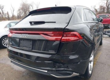 Audi Q8 2023 Audi Q8 2023, 3.0L, 4x4, PREMIUM, od ubezpieczalni 3.0 Benzyna 335KM, zdjęcie 1