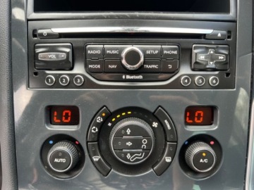 Peugeot 3008 I Crossover 1.6 THP 156KM 2014 Peugeot 3008 SALON POLSKA KLIMATYZACJA NAWIGACJA PARKTRONIC PANORMA DACH G, zdjęcie 9