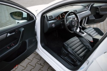 Volkswagen Passat B7 Variant 2.0 TDI CR DPF BlueMotion 170KM 2013 VW PASSAT 2.0 TDI 170PS R-line BlueMotion Bixenon Led Kamera Navi rej. PL !, zdjęcie 3