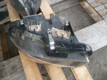 Лампа фары левая правая BMW F10 F11 ксенон 1ZS010131-41/AK