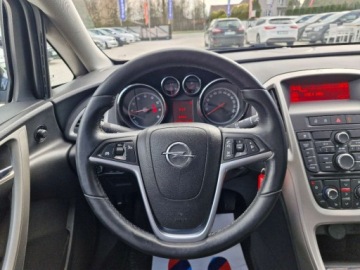 Opel Astra J Hatchback 5d 1.6 Twinport ECOTEC 115KM 2011 Opel Astra Sliczna 1.6 b Doinwestowana Bezwypadkowa Zarejestrowana Gwaranc, zdjęcie 23