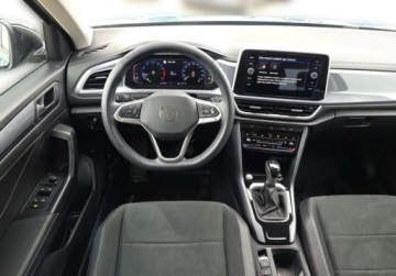 Volkswagen T-Roc I SUV Facelifting 1.5 TSI ACT 150KM 2024 Volkswagen T-Roc 1.5 Benzyna 150KM, zdjęcie 17