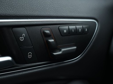 Mercedes GLA I Off-roader 2.0 250 211KM 2016 Mercedes GLA GLA 250 4MATIC, Salon Polska, zdjęcie 19