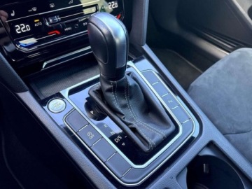 Volkswagen Arteon Fastback Facelifting 2.0 TSI 190KM 2022 Volkswagen Arteon 2.0 Benzyna 190KM, zdjęcie 17