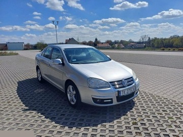 Volkswagen Jetta V 2008 Volkswagen Jetta 2.0 TDI Sportline 136KM 2008r, zdjęcie 7