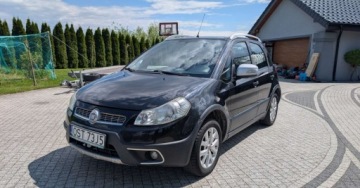 Fiat Sedici 1.6 16v 120KM 2012 Fiat Sedici 1.6120KMLPGSalon Polska 1.6 BenzynaLPG 120KM