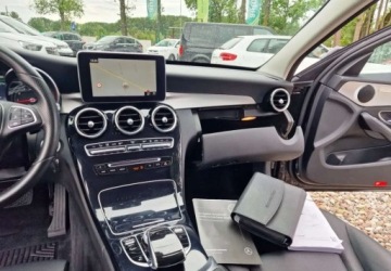 Mercedes Klasa C W205 2016 Mercedes-Benz Klasa C Mercedes-Benz Klasa C 350 e 7G-TRONIC 2.0 279KM, zdjęcie 12