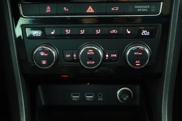 Seat Ateca SUV 2.0 TDI 150KM 2018 Seat Ateca 2.0 TDI, Skóra, Navi, Klima, zdjęcie 9