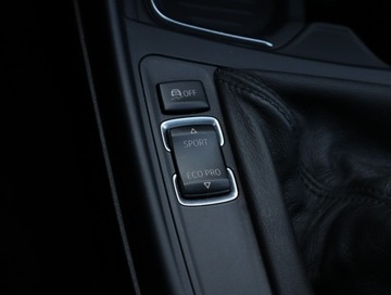 BMW Seria 1 F20-F21 Hatchback 5d 116i 136KM 2014 BMW 1 116i, Xenon, Bi-Xenon, Klima, Klimatronic, zdjęcie 15