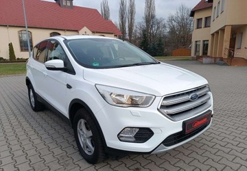 Ford Kuga II SUV Facelifting 1.5 EcoBoost 120KM 2017 Ford Kuga Przebieg 51.000 km - silnik 1,5 - 120 KM 1.5 Benzyna 120KM