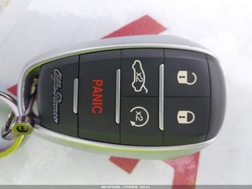 Alfa Romeo Giulia II Sedan 2.0 TBi 280KM 2017 Alfa Romeo Giulia 2017 r., 2,0L GIULIA TI AWD 2.0 Benzyna 280KM, zdjęcie 12