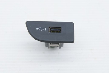 AUDI A3 8V LIFT GNIAZDO PORT USB