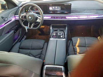BMW Seria 7 G70 2025 BMW Seria 7 740i 2025 3.0l 3.0 Benzyna 375KM, zdjęcie 8