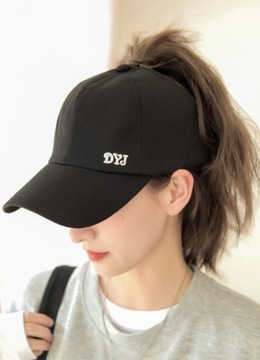 Женская бейсболка