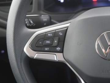 Volkswagen Polo VI Hatchback 5d Facelifting 1.0 TSI 95KM 2022 VW Polo 1.0 TSI, Salon Polska, 1. Właściciel, zdjęcie 15