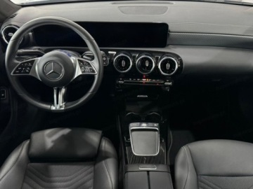 Mercedes CLA C118/X118 Coupe Facelifting 1.3 180 136KM 2025 MERCEDES-BENZ CLA 180 Progressive Sedan 1.3 (136KM) 2025, zdjęcie 7