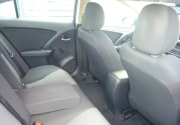 Toyota Avensis III Sedan Facelifting 2015 1.8 Valvematic 147KM 2017 Toyota Avensis Toyota Avensis 1.8 Active 1.8 Benzyna 147KM, zdjęcie 13