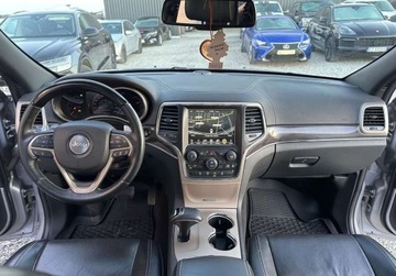 Jeep Grand Cherokee IV Terenowy Facelifting 3.0 V6 CRD 250KM 2015 Jeep Grand Cherokee 4X4 3.0 D 250 OVERLAND 2015r Warszawa 3.0 Diesel 250KM, zdjęcie 5