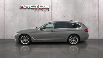 BMW Seria 5 G30-G31 Touring Facelifting 3.0 530d 286KM 2022 BMW 530 xDrive mHEV Luxury Line Kombi, zdjęcie 1