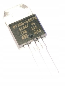 BTA06-600TW Triak TO-220 6A 600V