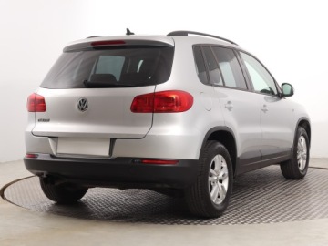 Volkswagen Tiguan I SUV Facelifting 2.0 TDI CR DPF BlueMotion 140KM 2013 VW Tiguan 2.0 TDI, 4X4, DSG, Navi, Klima, zdjęcie 4