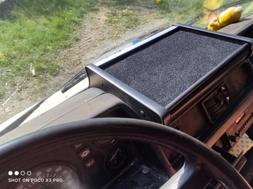 Полка, столик в кокпите Mercedes T1 (Утка)