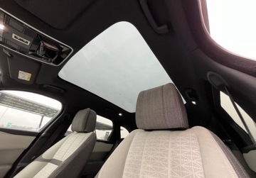 Land Rover Range Rover Velar SUV 2.0 SD4 240KM 2017 Land Rover Range Rover Velar Velar R-Dynamic HSE FV23 2.0 Diesel 240KM, zdjęcie 1