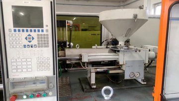 Машина для литья пластмасс под давлением PONAR ŻYWIEC UT-090 H