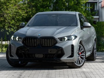 BMW X6 G06 SUV Facelifting 3.0 40i 381KM 2025 BMW X6 xDrive40i M Sport 3.0 381KM