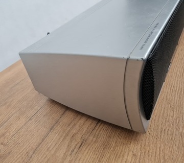 Yamaha YSP-500 – саундбар + пульт дистанционного управления