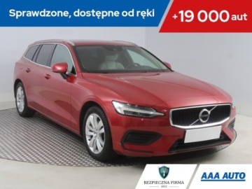 Volvo V60 II  Kombi 2.0 D3 150KM 2019 Volvo V60 D3 2.0, Automat, Skóra, Navi, Klima
