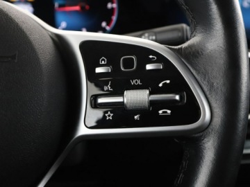 Mercedes GLB SUV 2.0 200d 150KM 2020 Mercedes GLB automat full LED navi kamery skóra, zdjęcie 30