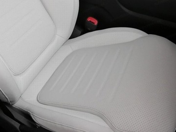 Mercedes GLC C254/X254 Coupe 2.0 220d 197KM 2025 MERCEDES-BENZ GLC 220 d 4-Matic AMG Line 2.0 (197KM) 2025, zdjęcie 5