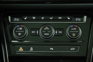 Volkswagen Touran III 1.8 TSI 180KM 2016 VW Touran 1.8 TSI, Salon Polska, Automat, zdjęcie 15